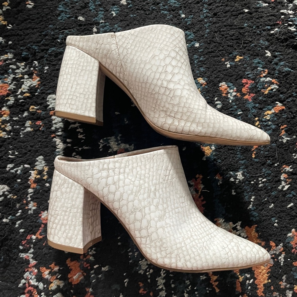 Steve Madden Cream Textured Mules with Block Heel